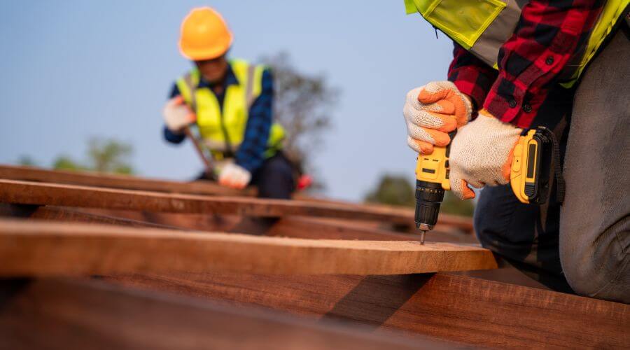 Professional gutter cleaning in Oak Grove, LA
